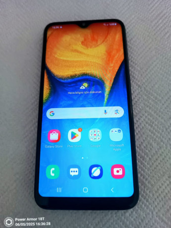samsung-galaxy-a20e-big-0